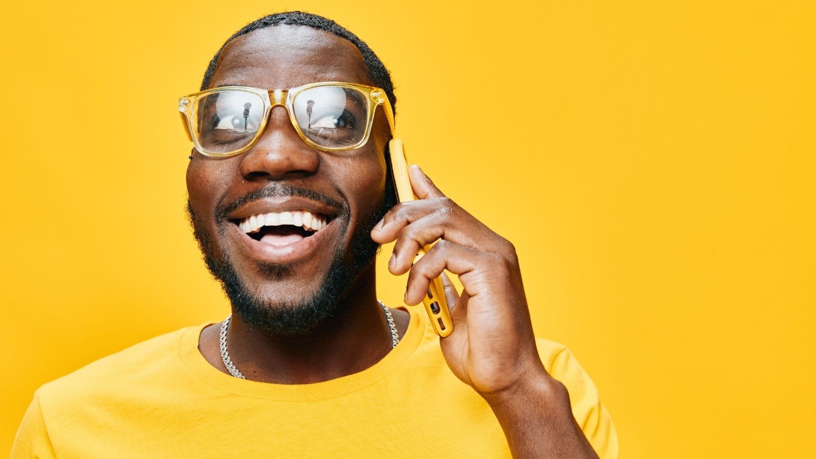 How to Format a Phone Call in a Screenplay