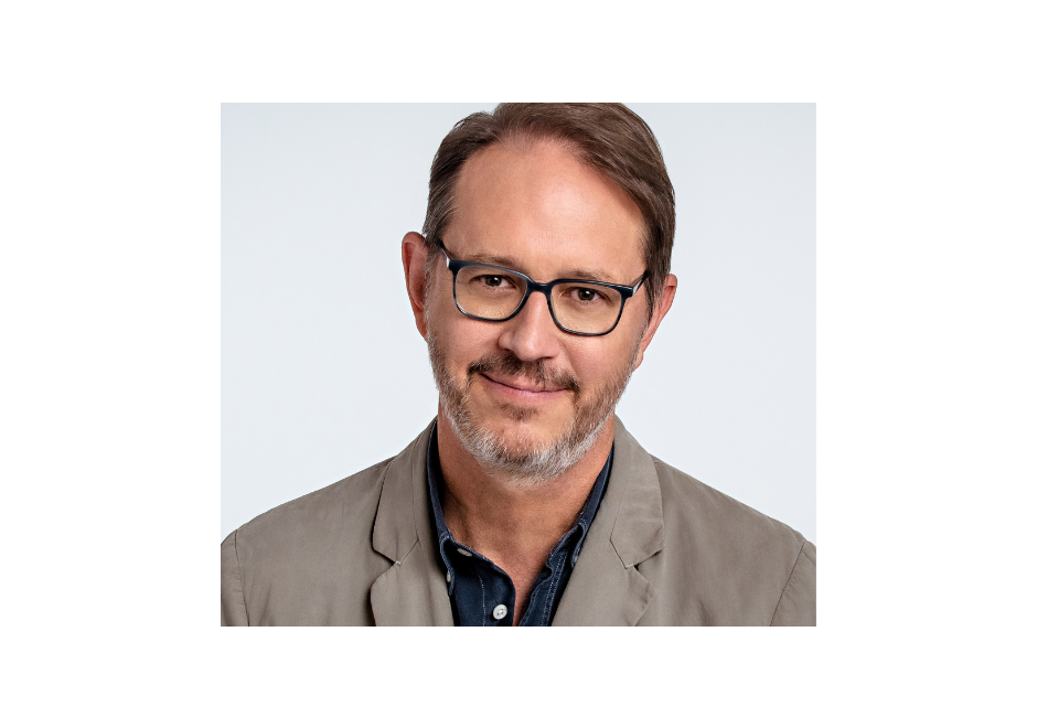 Do the next right thing: TV Writing Wisdom from Showrunner Jonathan Groff