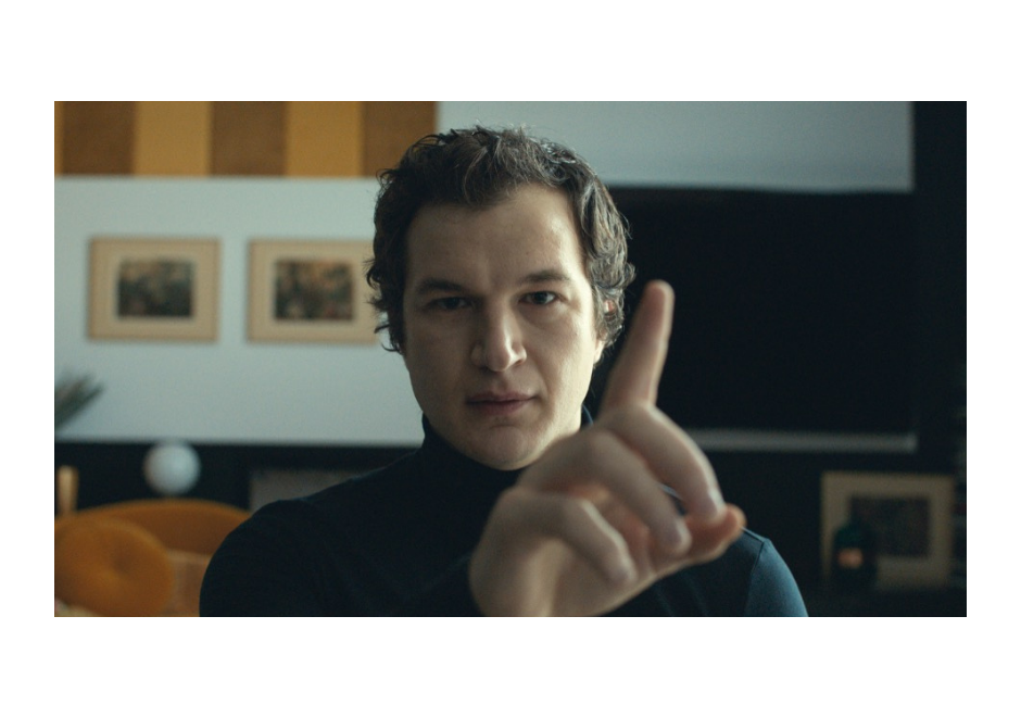 Never Gonna Snow Again' will melt your heart