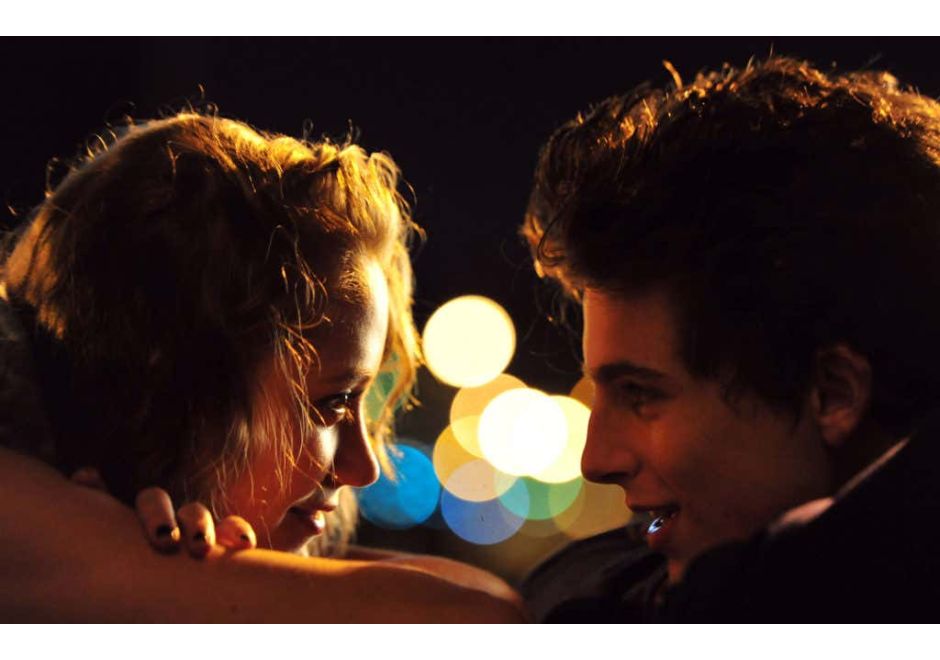 How Hot Summer Nights Screenwriter Elijah Bynum Got To Direct His First Feature Film