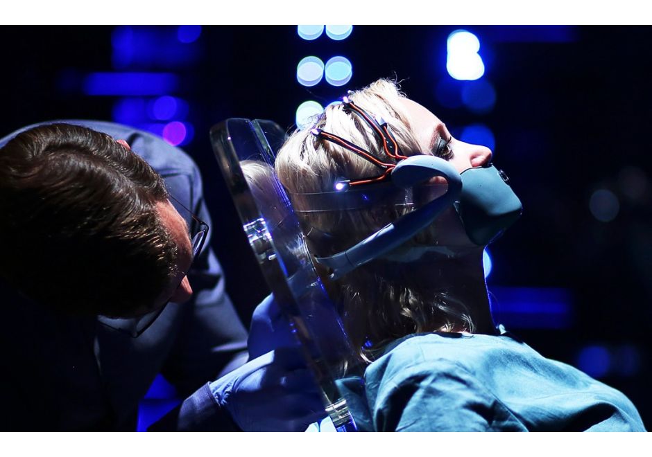 How screenwriter Noga Landau took her contained sci-fi, Tau from film school to Netflix