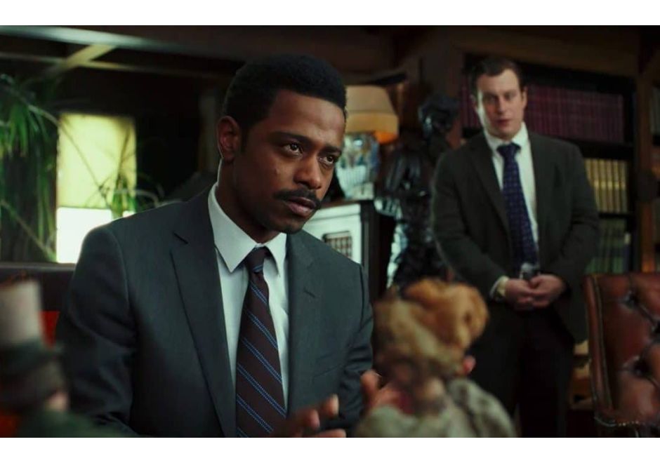 All the Write Moves: 'Knives Out'