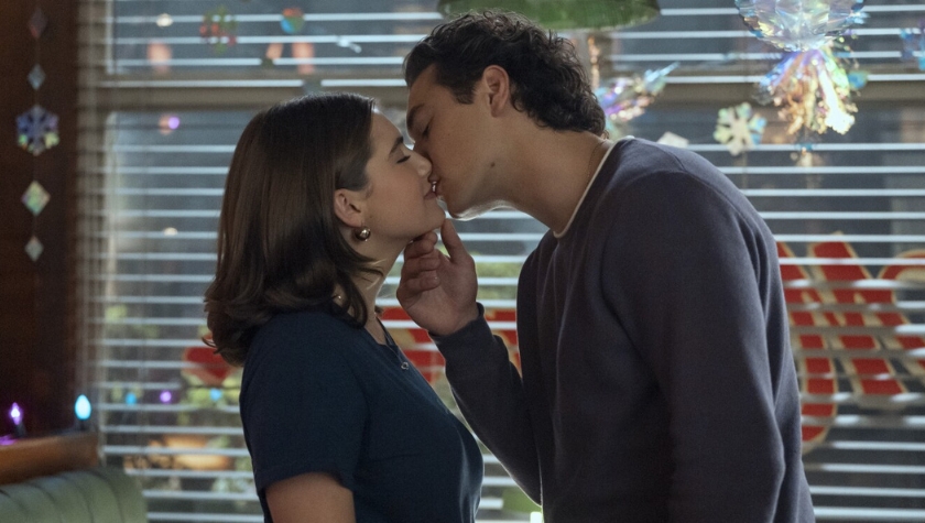 Ella Bright and Belmont Cameli in 'Off Campus'