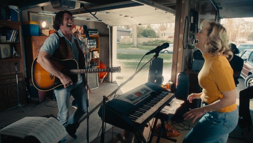 Hugh Jackman and Kate Hudson in 'Song Sung Blue'