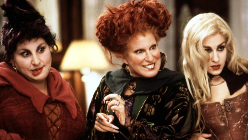 Kathy Najimy, Bette Midler, and Sarah Jessica Parker in 'Hocus Pocus'
