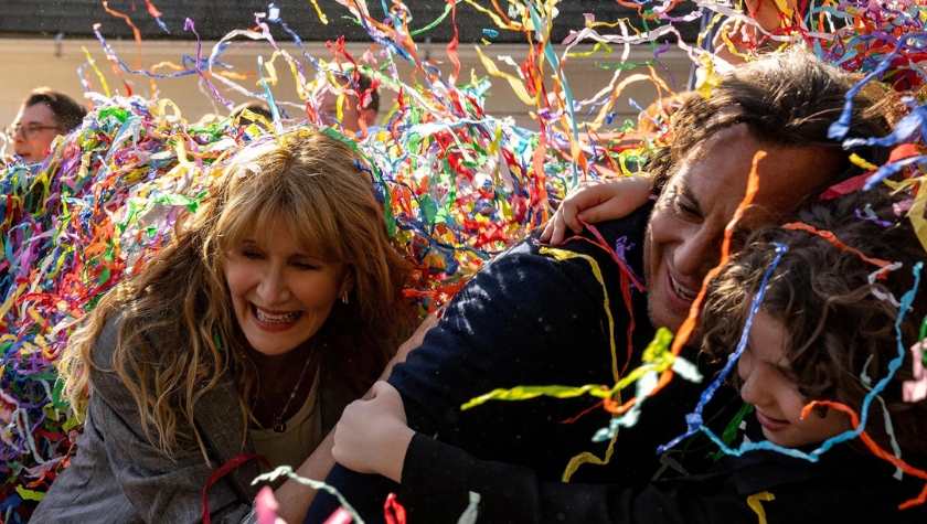 Laura Dern, Will Arnett, and Calvin Knegten in 'Is This Thing On?'